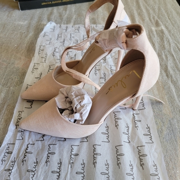 New Lulus natural color Wylenn heels 6.5 - Picture 13 of 16